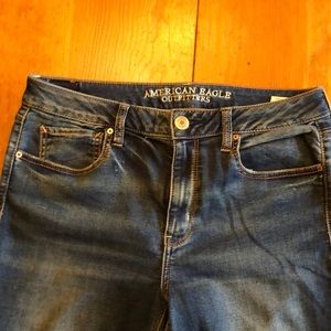 American Eagle Jogger jeans size 4